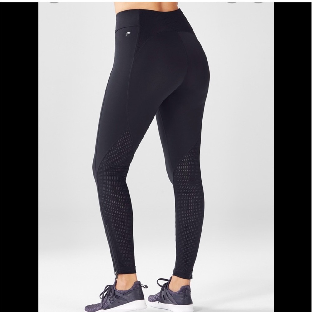 Fabletics Black High-Waisted Spin Pant with Zippered Mesh Zipper Hem